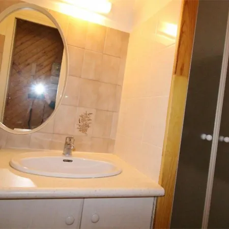 T2 Bis Au Pied Du Telecabine, Balcon, Garage, Centre-ville De Luchon - Fr-1-313-160 Bagneres-de-Luchon