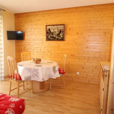 T2 Bis Au Pied Du Telecabine, Balcon, Garage, Centre-ville De Luchon - Fr-1-313-160 شقة